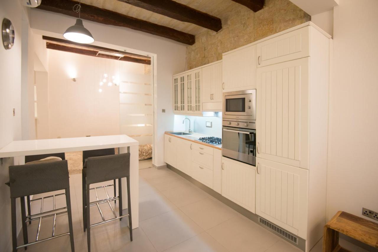 Valletta Most Central Studio Apartment 16Th-Century Building Buitenkant foto