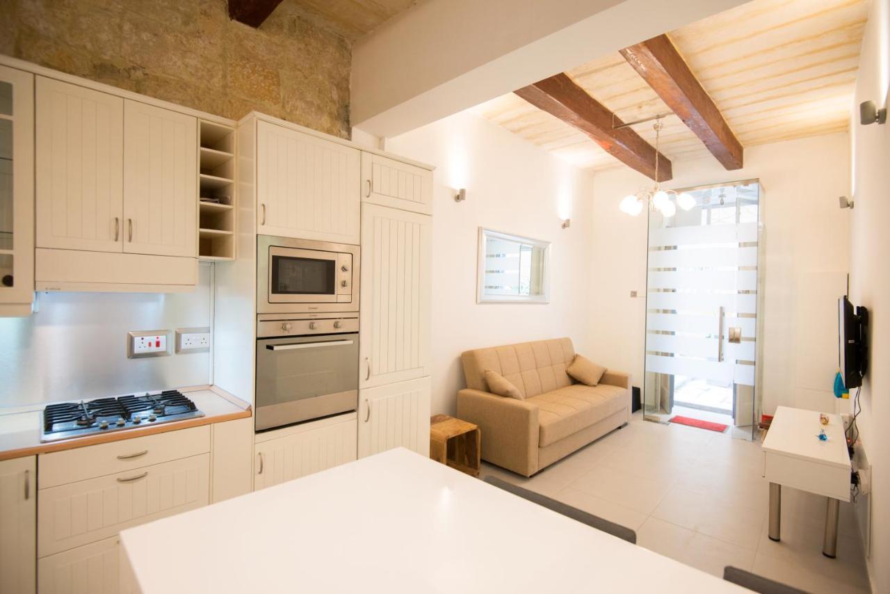 Valletta Most Central Studio Apartment 16Th-Century Building Buitenkant foto