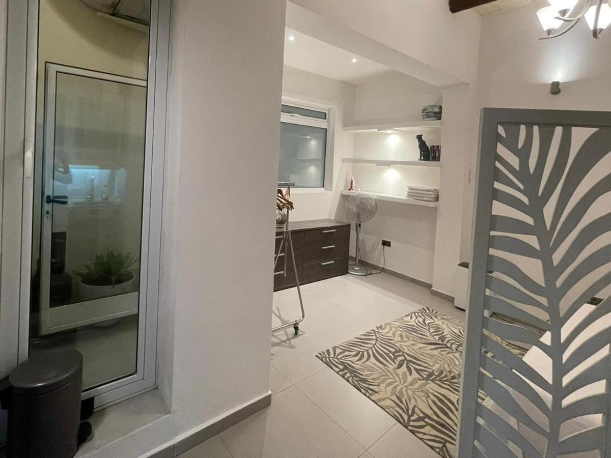Valletta Most Central Studio Apartment 16Th-Century Building Buitenkant foto